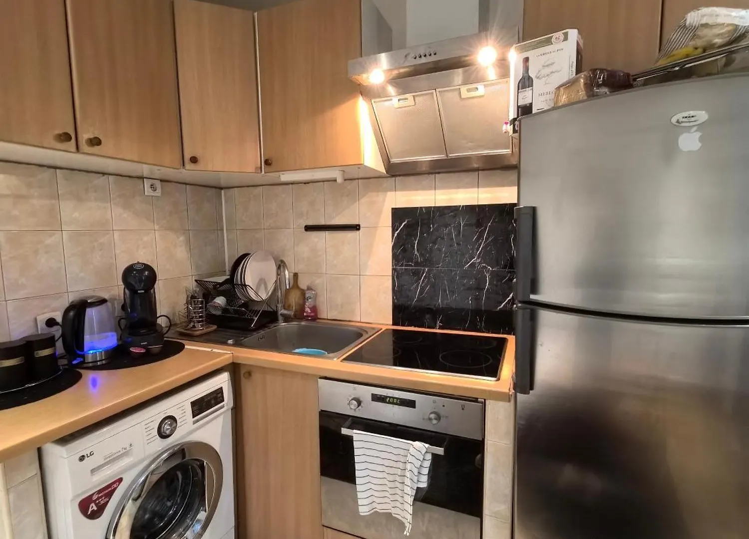 Basic Cozy Apartment Choisy-le-Roi France