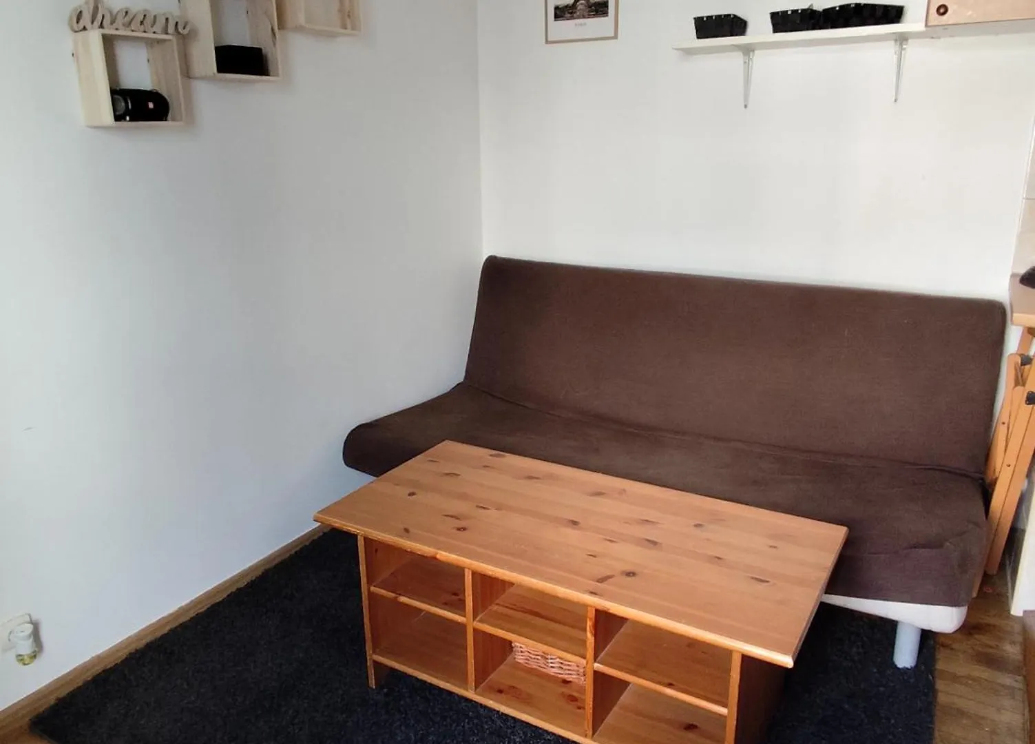 Basic Cozy Apartment Choisy-le-Roi France